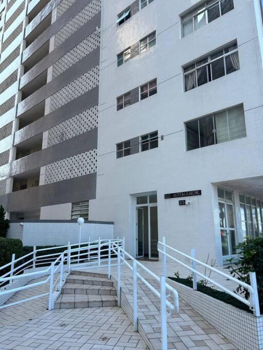 Apartment Beautiful By The Shore